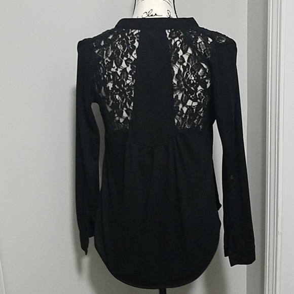 Candie's Button down top - Picture 3 of 6